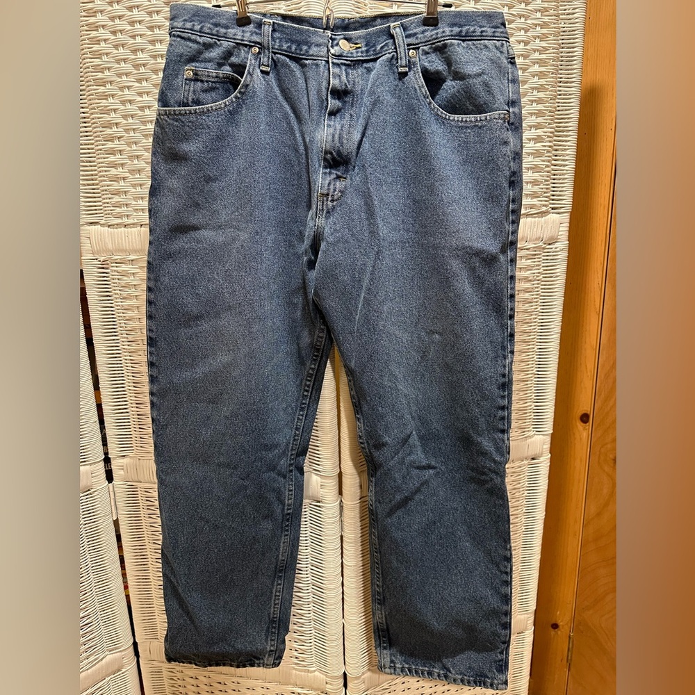 Men’s Wrangler Relaxed Fit 38 x 30